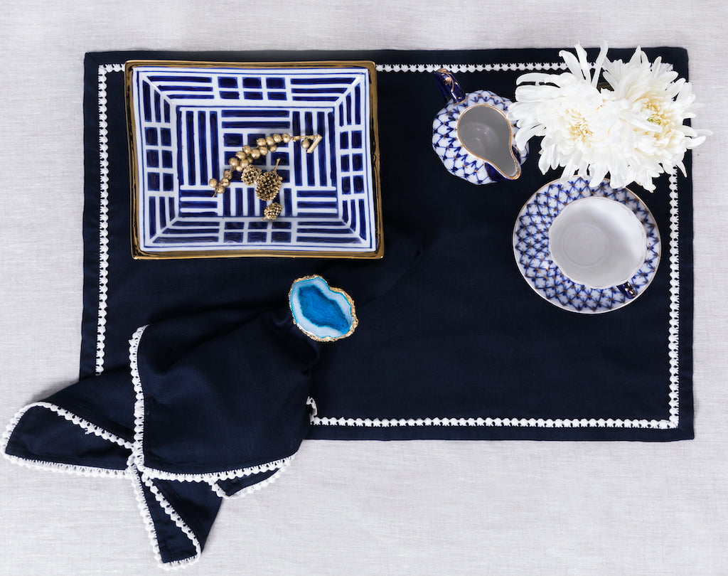 Midnight Mat and Napkin, set of 4