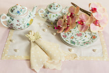 Load image into Gallery viewer, Polka (Daffodil) Mat, set of 4

