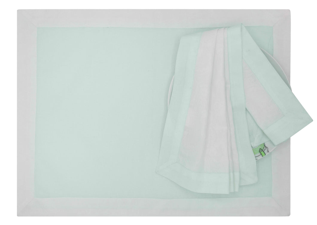 Flora (Daylily) Mat and Napkin, set of 4