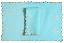 Load image into Gallery viewer, Allure (Agua) Mat and Napkin, set of 4

