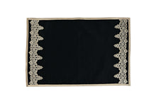 Load image into Gallery viewer, Onyx mat and Napkin, set of 4

