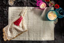 Load image into Gallery viewer, Alabaster Napkin, set of 4
