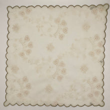 Load image into Gallery viewer, Allure (Parchment) Mat and Napkin, set of 4
